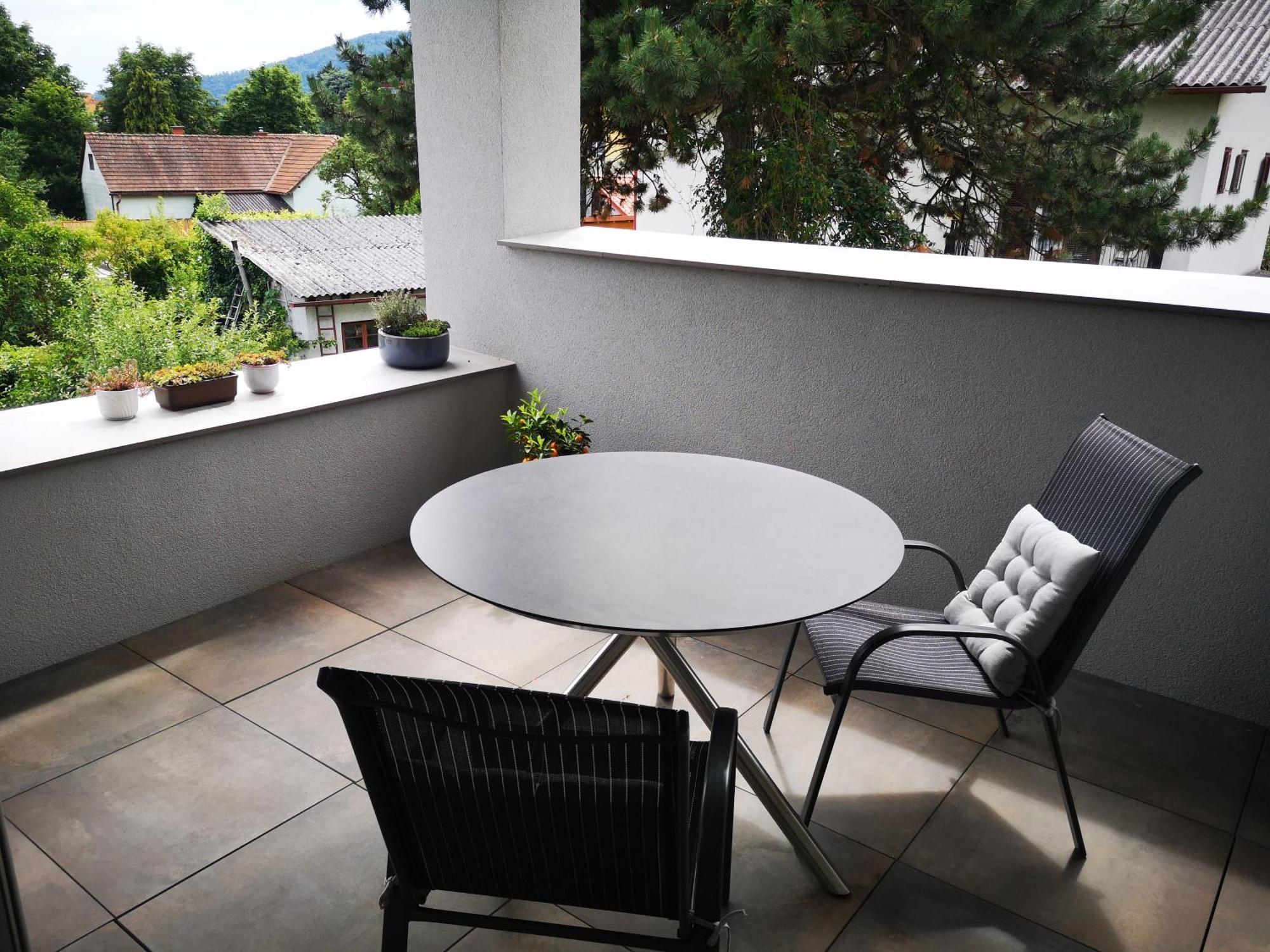 Spacy Apartment Next To The Center Of Graz With Terrasse 외부 사진